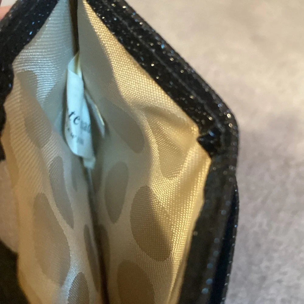 ♠️KATE SPADE♠️Cedar Street Dot Card Holder/EUC